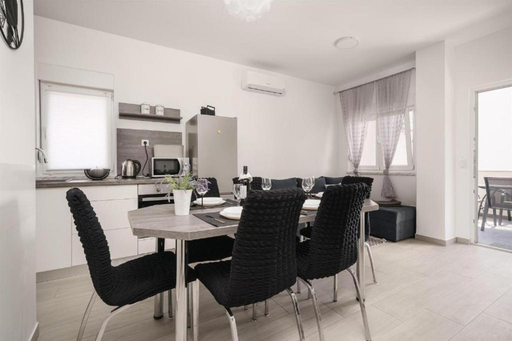 Apartments Dobrenic Βόντιτσε Εξωτερικό φωτογραφία